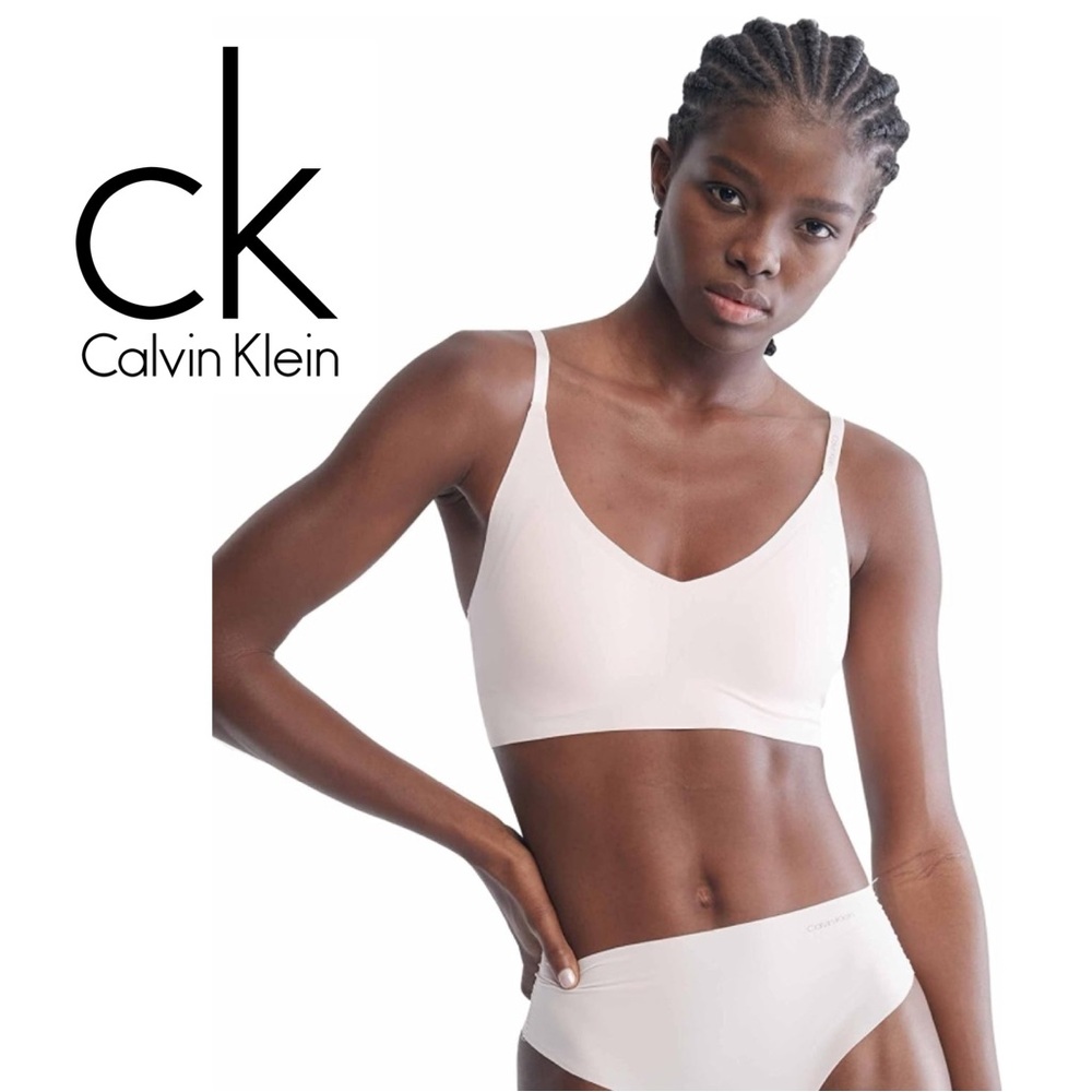 NWT Calvin Klein Pink Invisibles Lightly Lined Seamless Triangle Bralette Bra